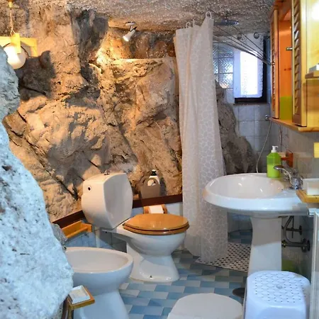 'la Torre Di Adele' Appartamento *